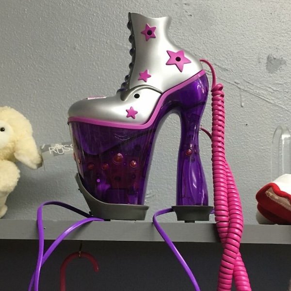 Weird Finds In Thrift Shops (38 pics)