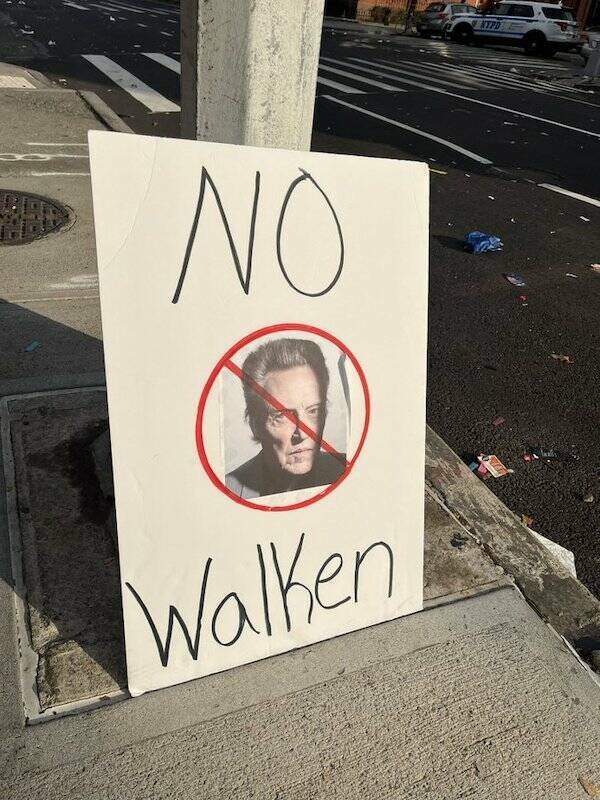 Funny Signs At The New York Marathon (24 pics)