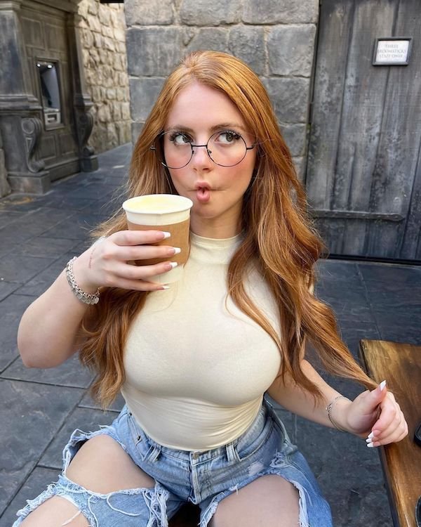 Redhead Girls (52 pics)