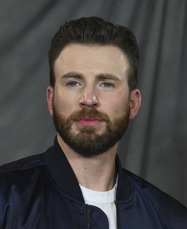 People Chosen The Most Attractive Actors (20 pics) People Chosen The Most Attractive Actors (20 pics)
