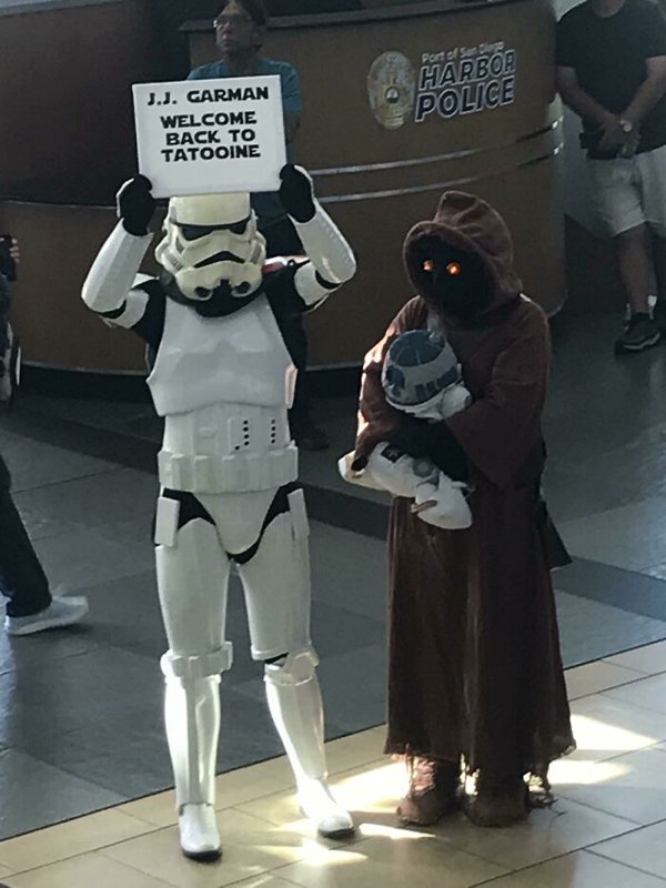 Original Signs At Airports (27 pics)