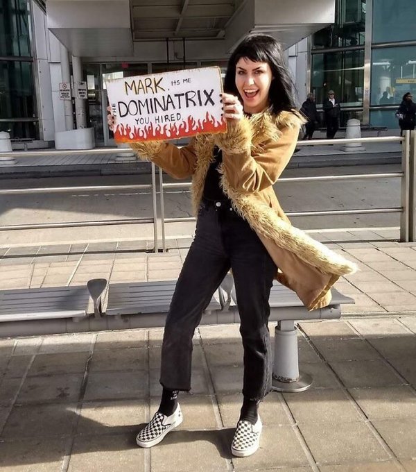 Original Signs At Airports (27 pics)