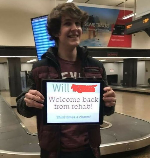 Original Signs At Airports (27 pics)
