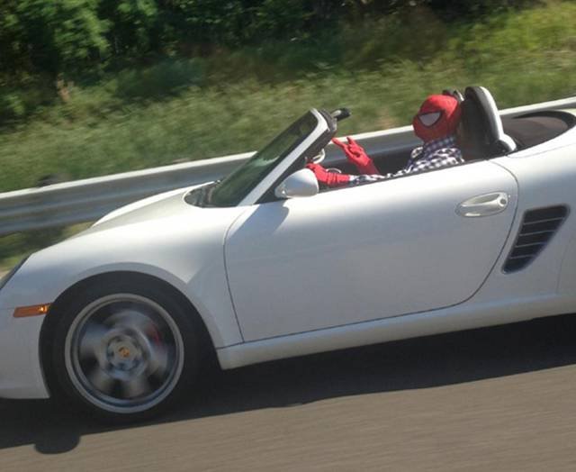 Strange Encounters On The Roads (44 pics)