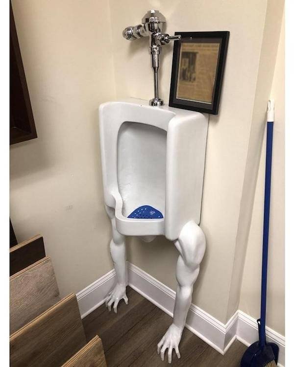What Is Going On Here? (49 pics)