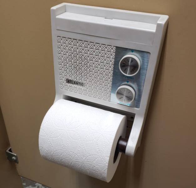 What Is Going On Here? (49 pics)