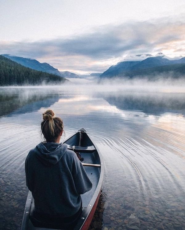 Girls And Nature (41 pics)