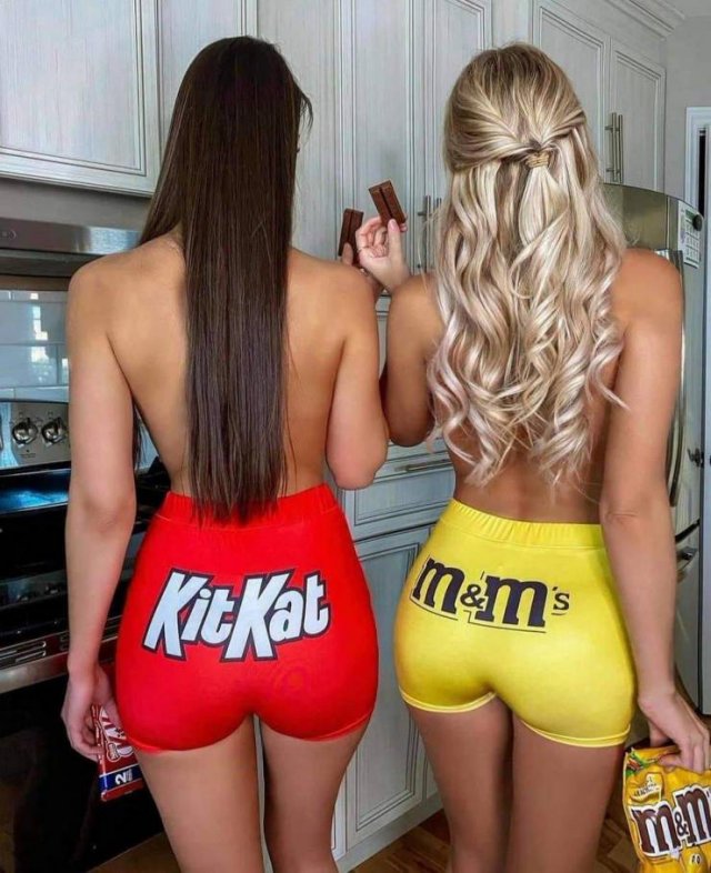Cute Girls (43 pics)