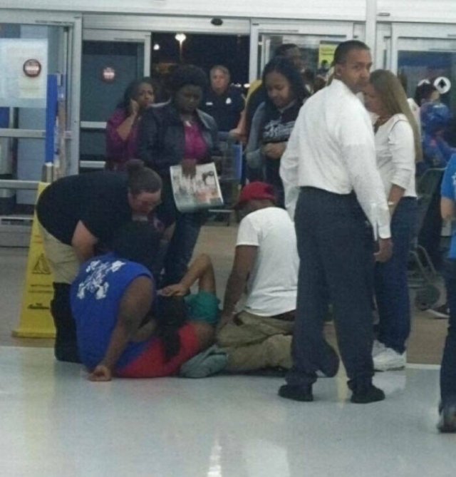 Unlucky Black Friday (25 pics)