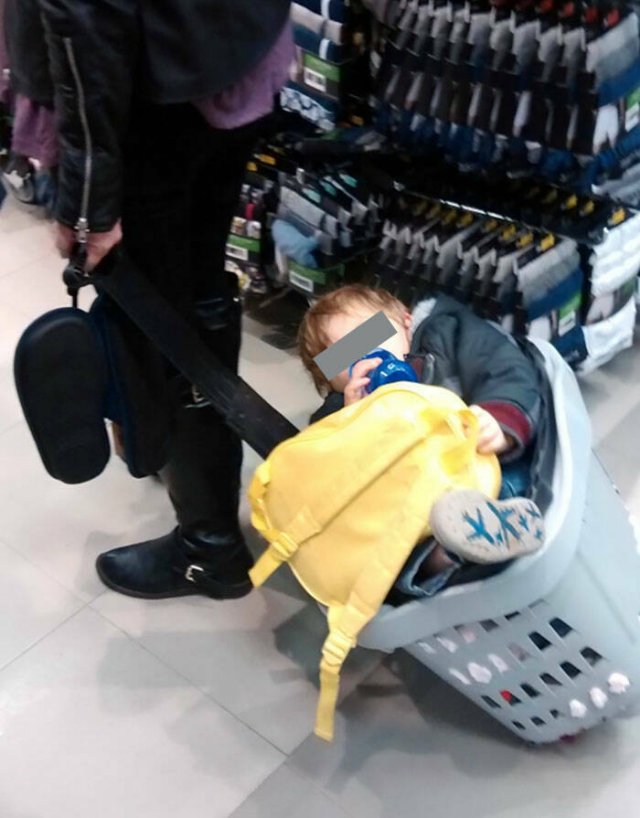 Unlucky Black Friday (25 pics)