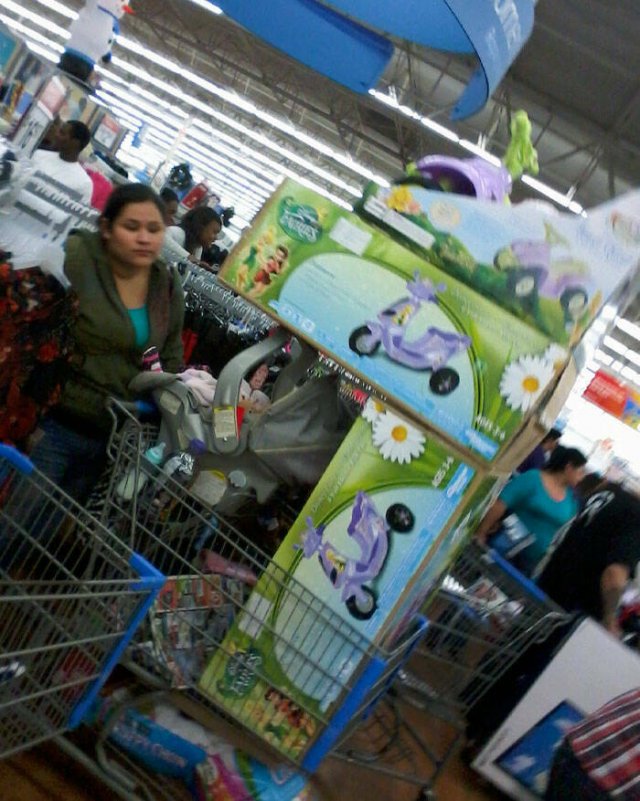 Unlucky Black Friday (25 pics)