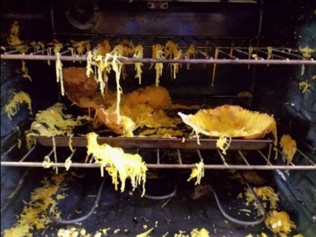 Kitchen Catastrophes (24 pics)