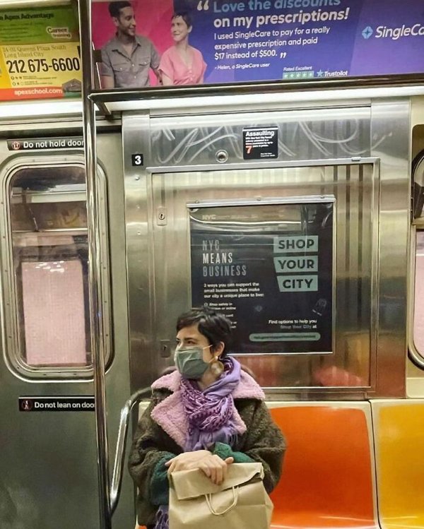 Unexpected Coincidences In Public Transport (29 pics)
