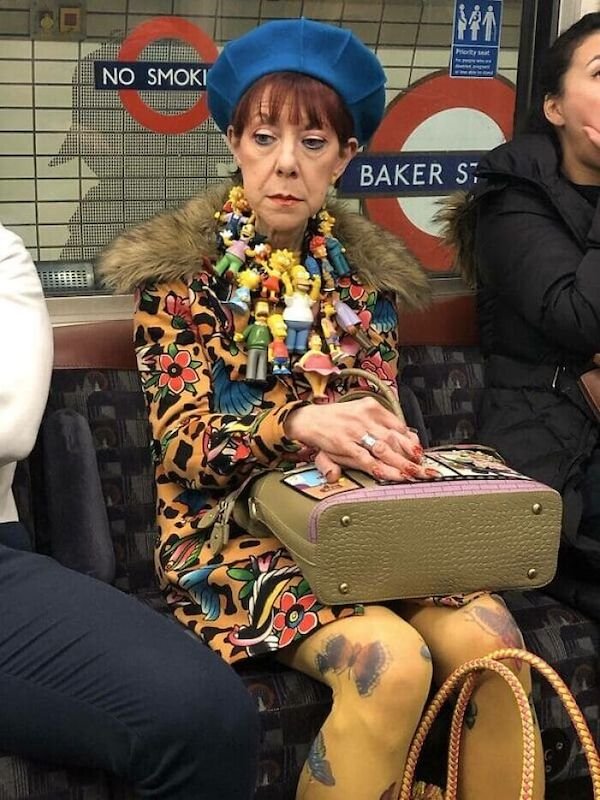 Weird People In The Subway (33 pics)