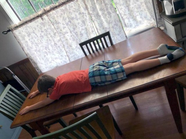 When Children Are Left With Their Fathers (24 pics) When Children Are Left With Their Fathers (24 pics)