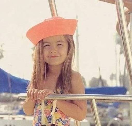 Celebrities In Their Youth (24 pics)
