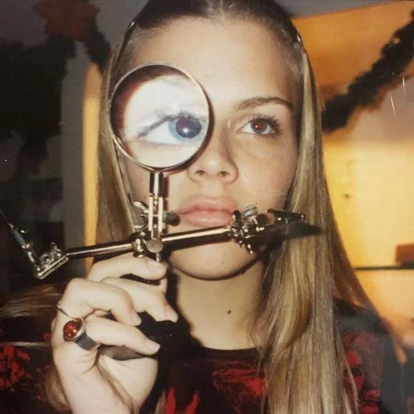 Celebrities In Their Youth (24 pics) Celebrities In Their Youth (24 pics)