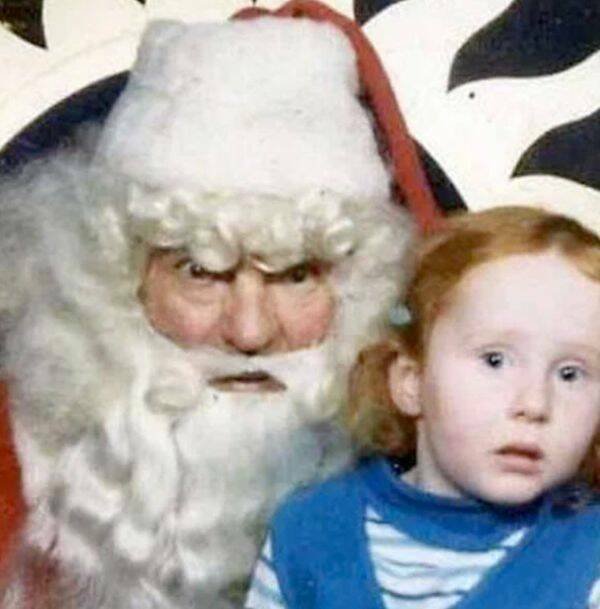 Scary Mall Santas (25 pics)