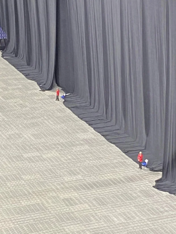Find The Person Here (23 pics) Find The Person Here (23 pics)