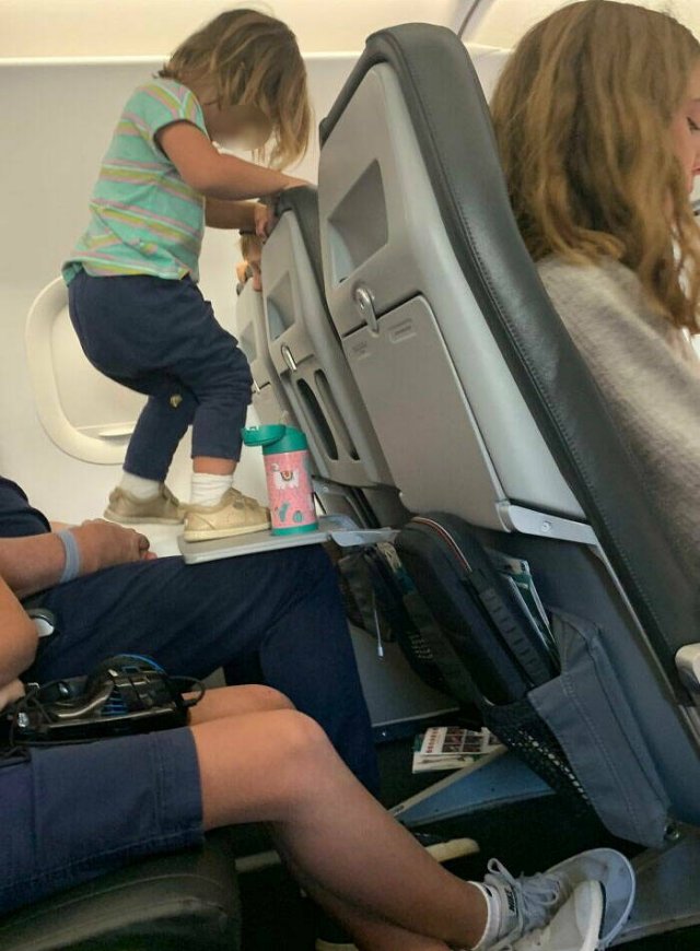 Annoying Passengers (20 pics)