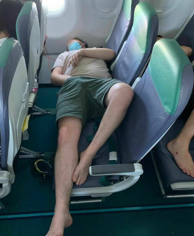 Annoying Passengers (20 pics)