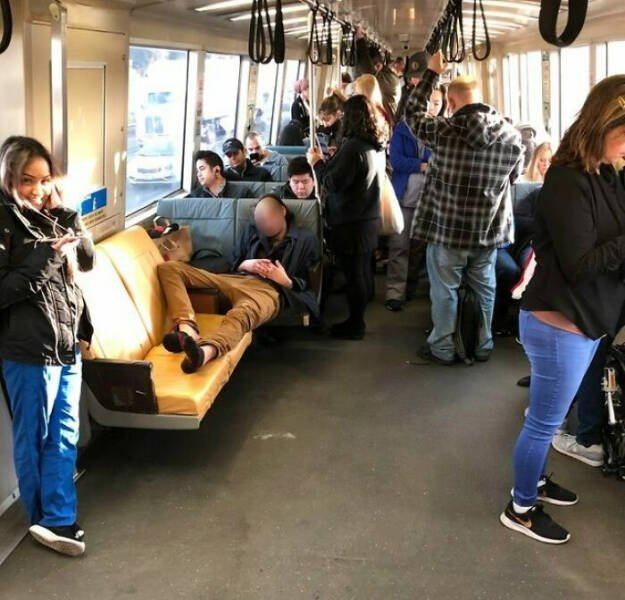 Annoying Passengers (20 pics)