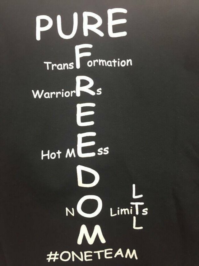 Weird T-Shirt Designs (21 pics)