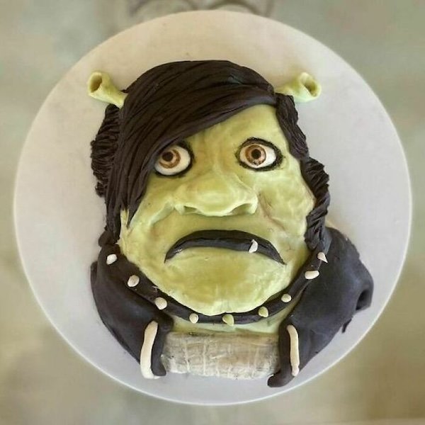 Unusual And Creepy Cakes (29 pics)