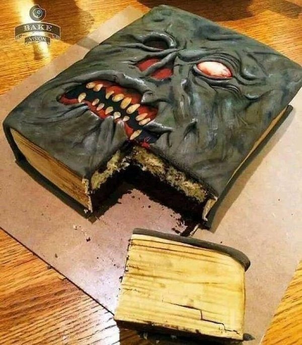 Unusual And Creepy Cakes (29 pics)