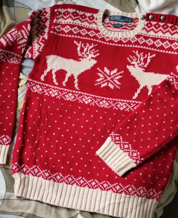 Ugly Sweaters (34 pics)