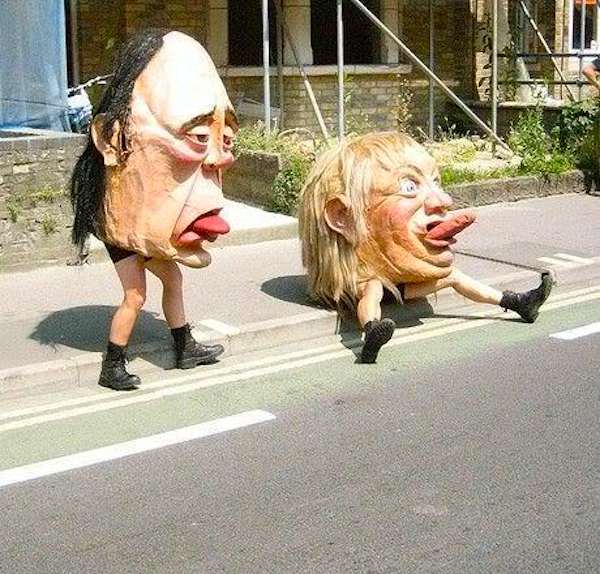 What Is Going On Here? (41 pics)