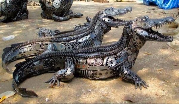 What Is Going On Here? (41 pics)