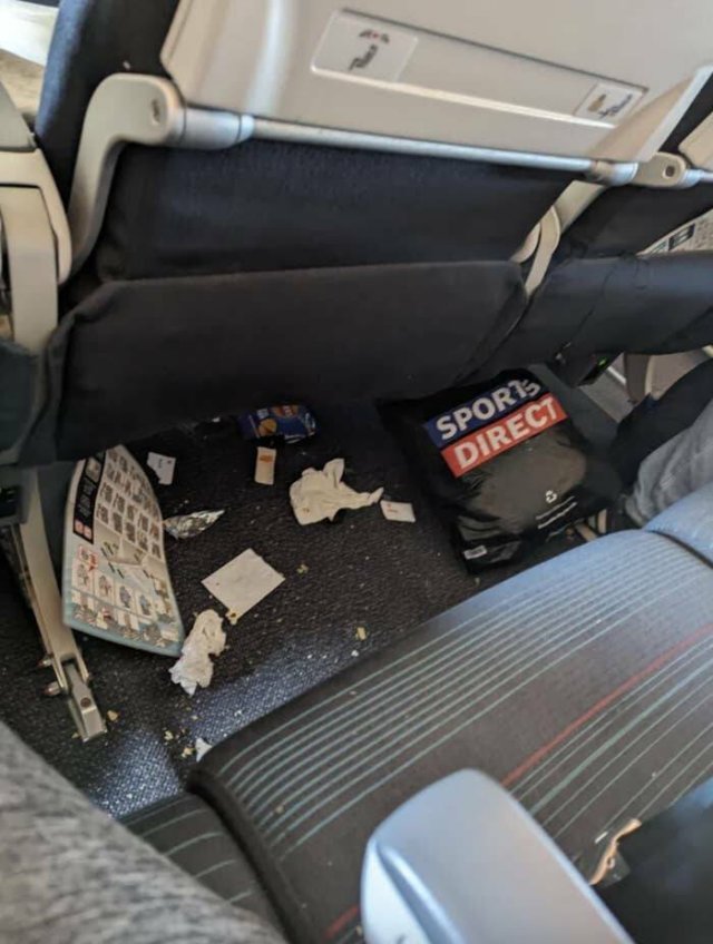 The Bad Side Of Traveling (21 pics)