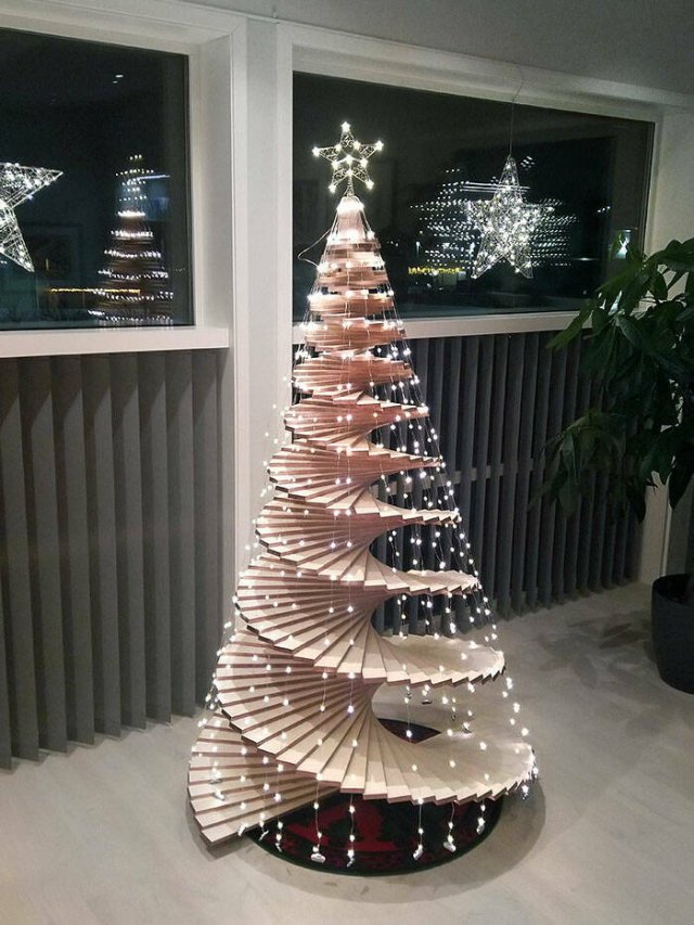 Creative Christmas Trees (22 pics)