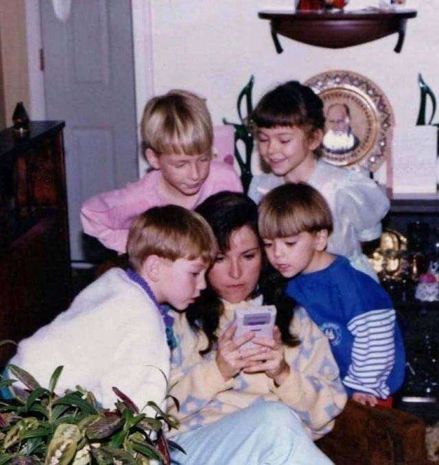 People Share Their Cool Retro Photos (25 pics) People Share Their Cool Retro Photos (25 pics)