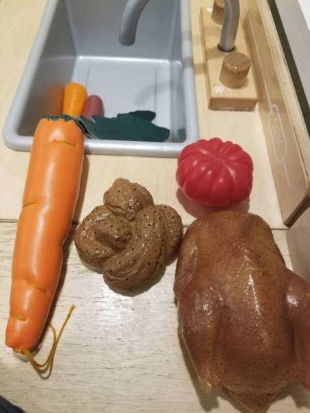 Creepy Toys (23 pics)