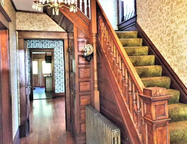Beautiful And Unusual Vintage Houses (23 pics)