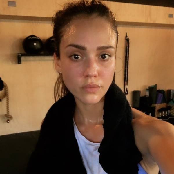 Celebrities Without Makeup And Filters (15 pics) Celebrities Without Makeup And Filters (15 pics)