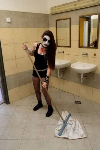Strange Finds And Situations (49 pics)