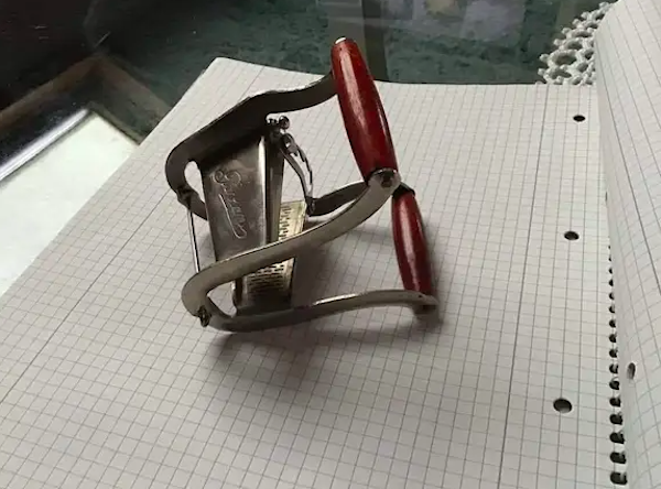What Are These Things? (13 pics)