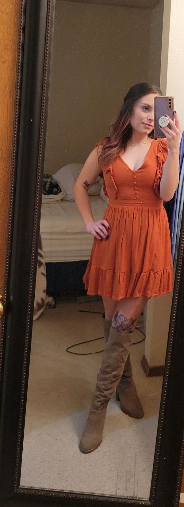 Girls In Sundress (37 pics)