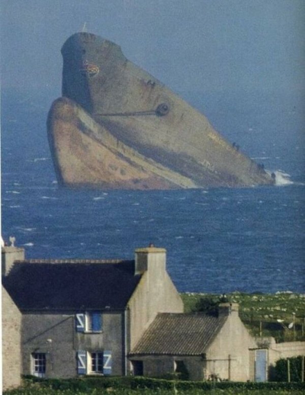 Creepy Finds And Photos (22 pics) Creepy Finds And Photos (22 pics)