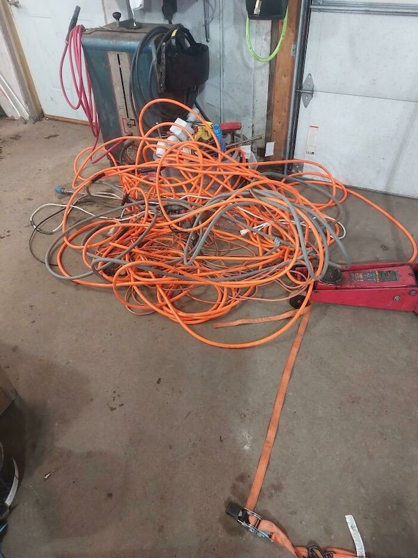 Annoying Coworkers (25 pics)