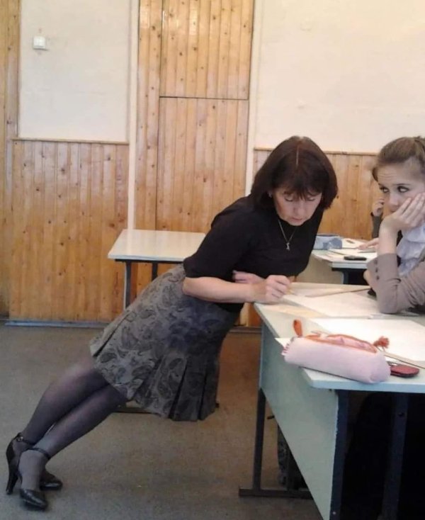 What Is Going On Here? (28 pics)