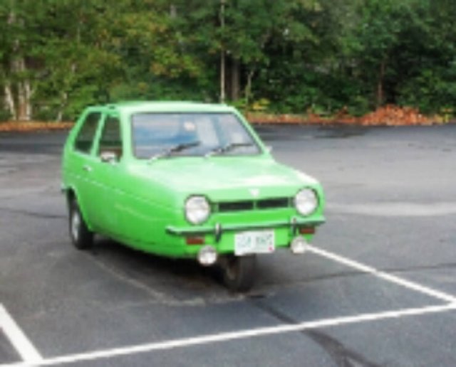 What Is Going On Here? (24 pics)
