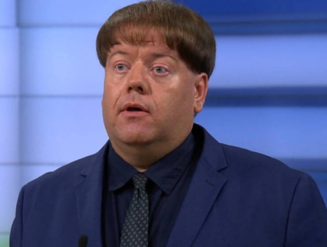 Awful Haircuts (23 pics)