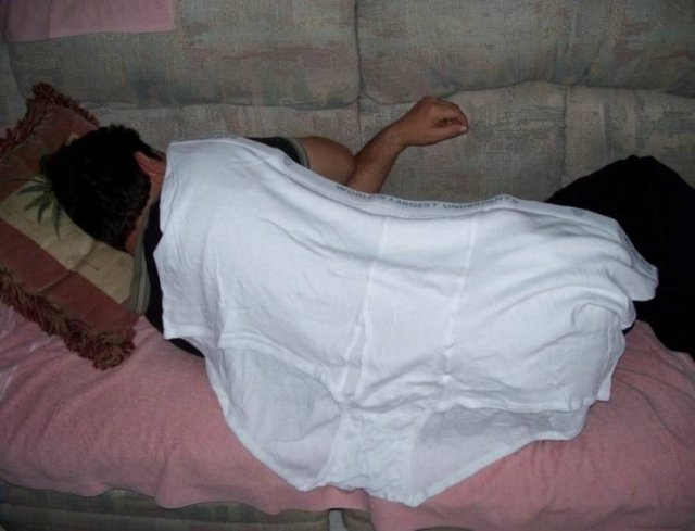 Strange Situations (51 pics)