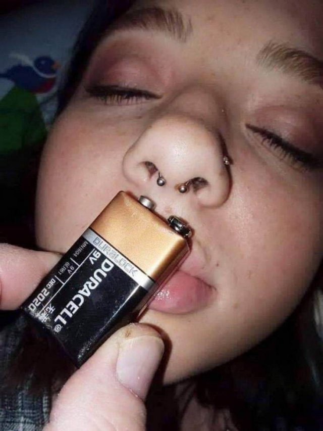 Strange Situations (51 pics)