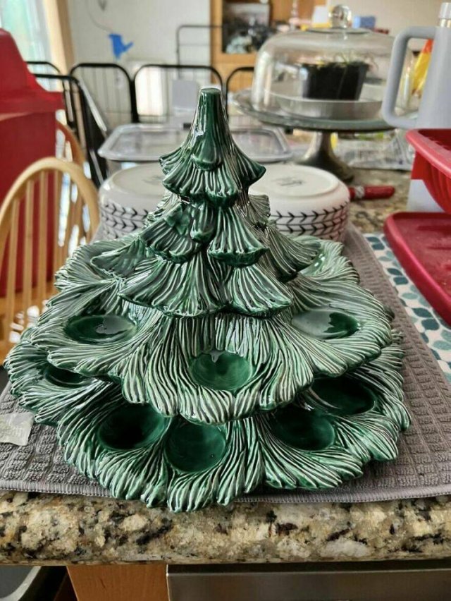 Cool Finds In Thrift Stores (28 pics)