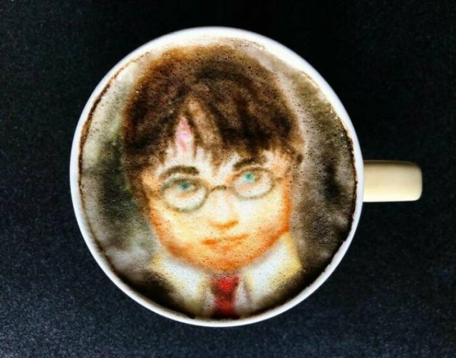 Cool 3D Coffee Creations (22 pics)